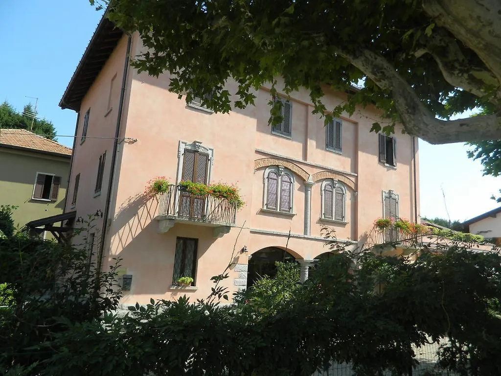 ** Hotel Albergo Michieletto Valmorea Italy