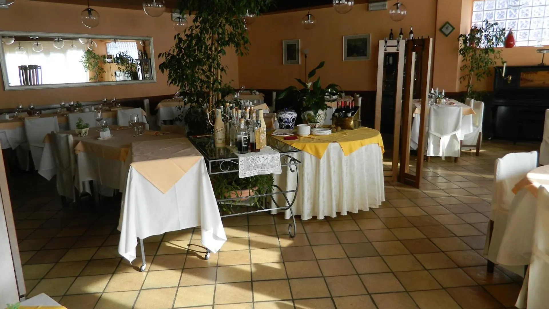 Albergo Michieletto Valmorea 2*,